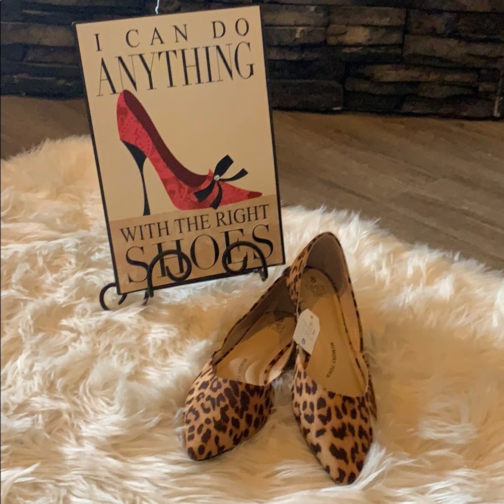 NWT new Leopard flats!